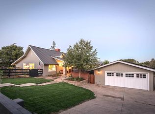 23500 Camino Hermoso Dr, Los Altos Hills, CA 94024