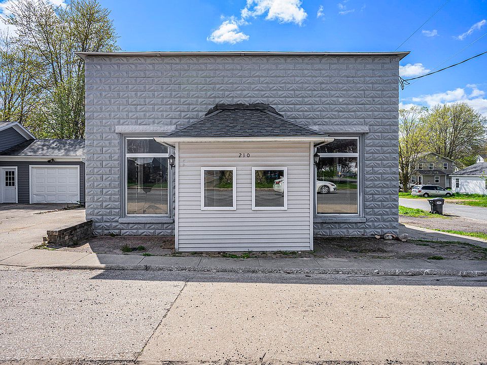 1st image of 210 N Van Buren St