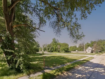 2551 Maury St, Des Moines, IA, 50317