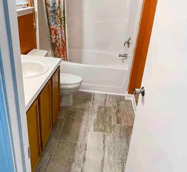 Quartz Dr — Photo 4