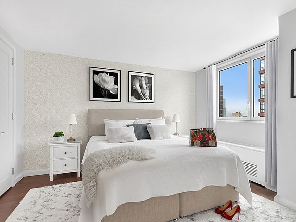 5th image of 200 E 94th St APT 2217