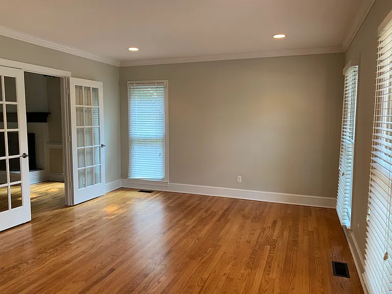 9033 Pennyhill Dr — Photo 5