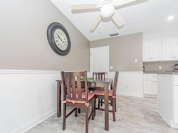 5th image of 1310 Shorewinds Ln