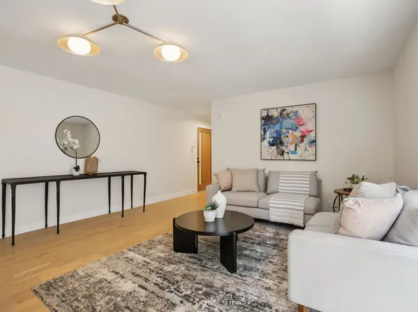 1824 Fairburn Ave, Los Angeles, CA 90025