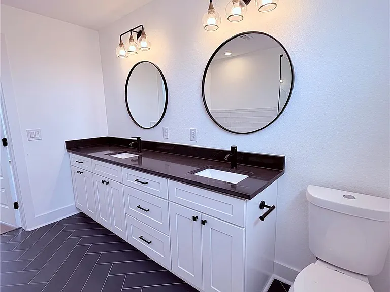 1417 Kramer Ln #19 — Photo 30