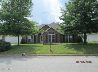 1006 Sunberry St, Neosho, MO 64850