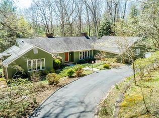 76 Forest Rd, Asheville, NC 28803