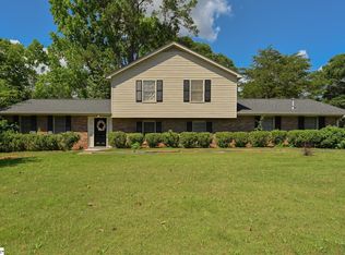 117 Meadowbrook Dr, Mauldin, SC 29662