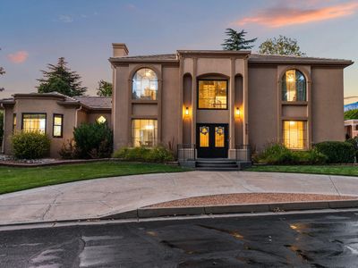 9205 Tanoan Dr NE, Albuquerque, NM, 87111