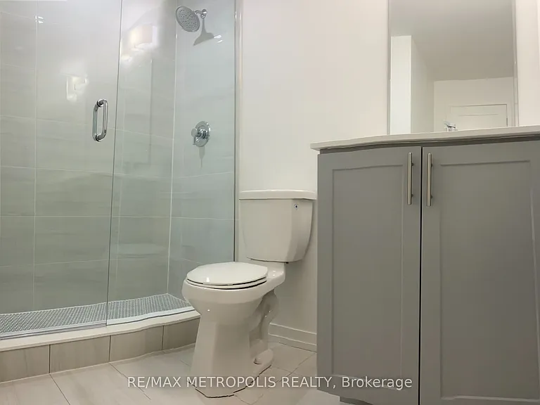 14 Lytham Green Cir #20 — Photo 13