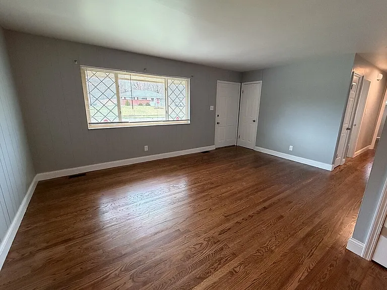8862 Zodiac Dr — Photo 3