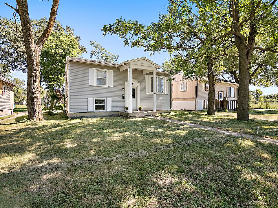 2nd image of 714 N Park Ave