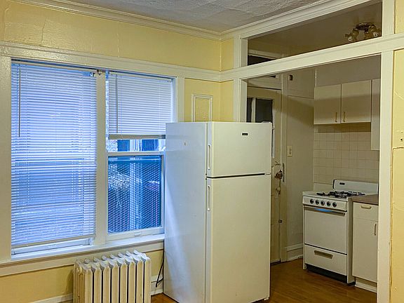 5th image of 6647 N Newgard Ave APT 2E