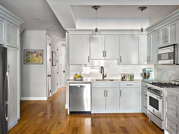 3rd image of 92 Lefferts Pl #2