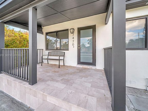 2nd image of 7470 SW 37th St