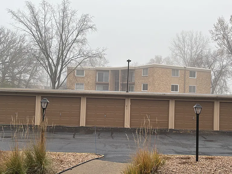 9141 Olson Memorial Hwy #106 — Photo 15