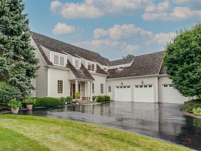 2000 W Southmeadow Ln, Lake Forest, IL, 60045