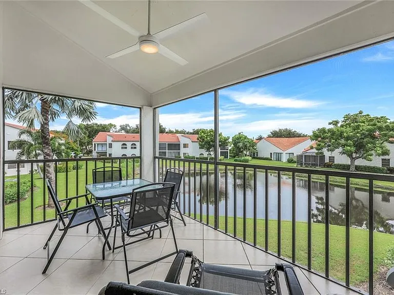 631 Beachwalk Cir #F-204 — Photo 18
