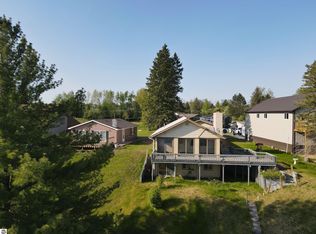 755 Sunset Dr, Lupton, MI 48635