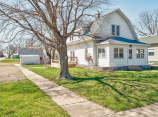 211 S 3rd St, Terril, IA 51364