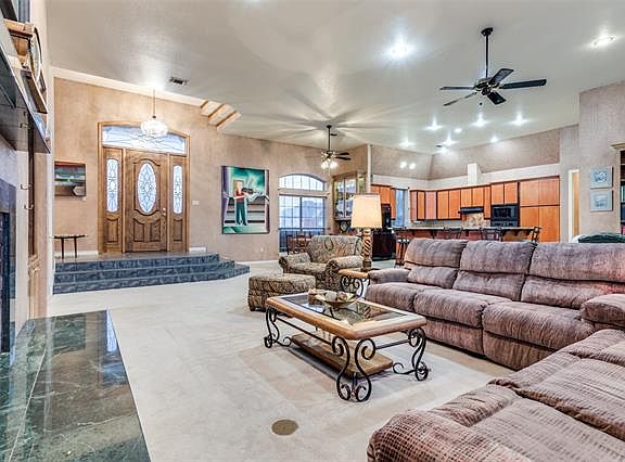 4th image of 3108 Briarcliff Cir