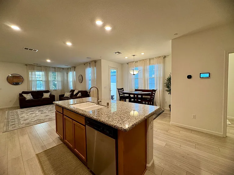6192 Paseo De Gebhart — Photo 14