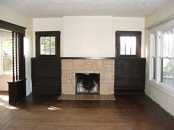 Additional Living Room