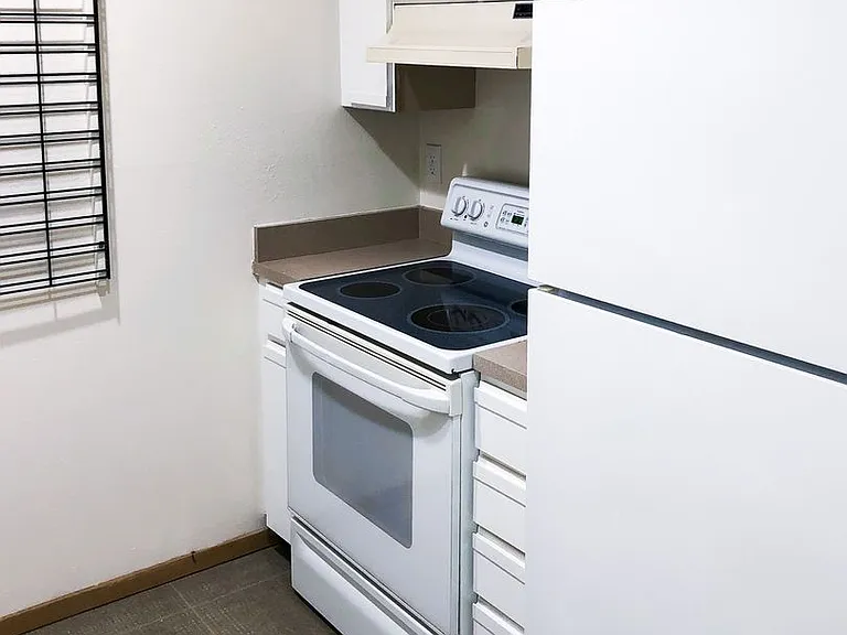 Oswego Apartments - Located on the east banks of Green Lake — Photo 8