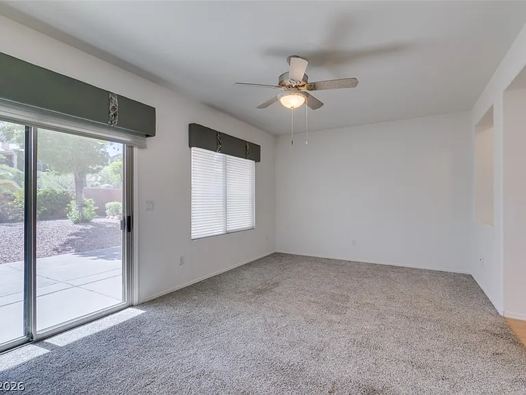 1864 High Mesa Dr — Photo 4