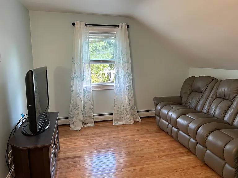 71 Yeoman Ave #2 — Photo 4