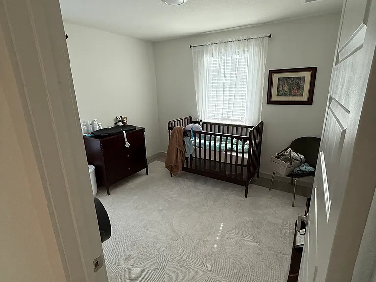 220 Merrick Rd — Photo 35