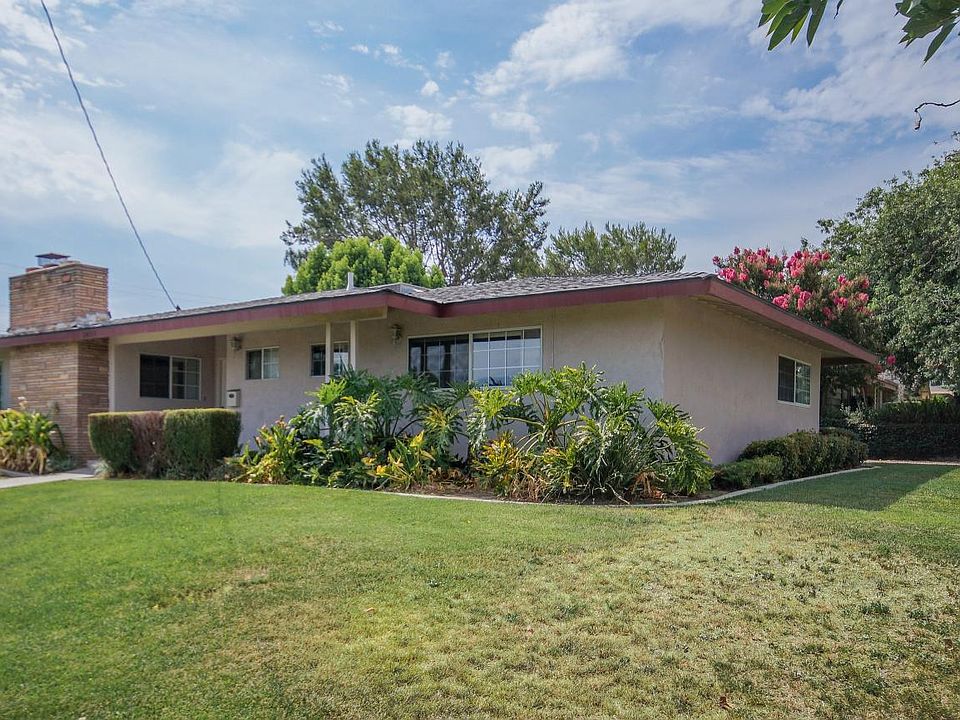 Front-Side Yard