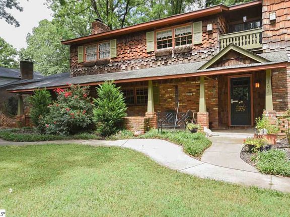 2nd image of 303 Dellrose Cir