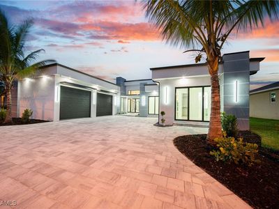 916 Mohawk Parkway Cpe, Coral, FL, 33914