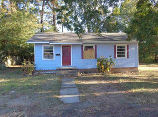 105 Lee Cir, Crystal Springs, MS 39059