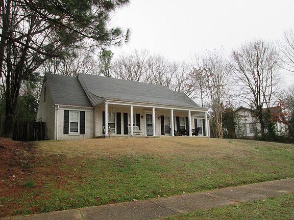 3rd image of 8314 Chippingham Dr