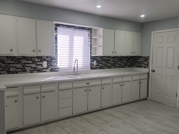 3320 W 50th St
