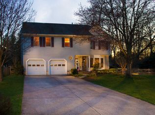 403 Gary Ct, Sterling, VA 20164