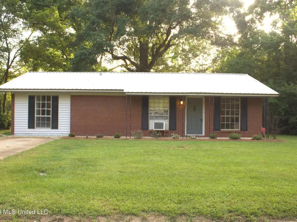 147 Skylane Dr, Pearl, MS 39208
