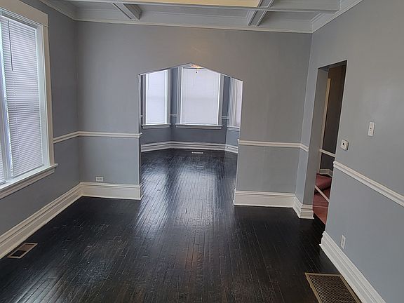 5th image of 7403 S St Lawrence Ave #1