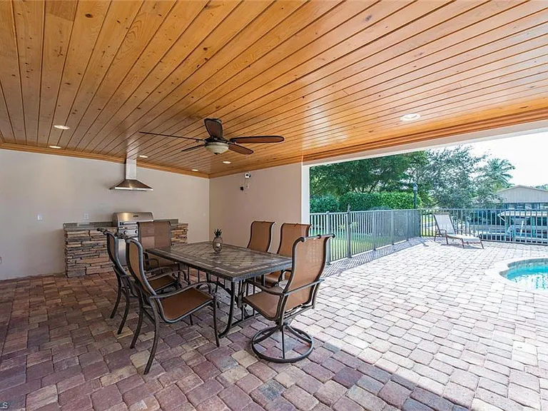 496 Flamingo Ave — Photo 13