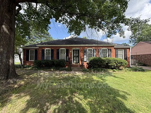 2292 Eastover Dr Photo 1
