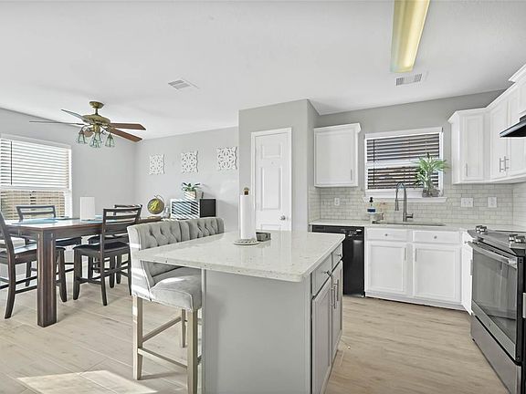 2nd image of 4710 Arborvine Ct