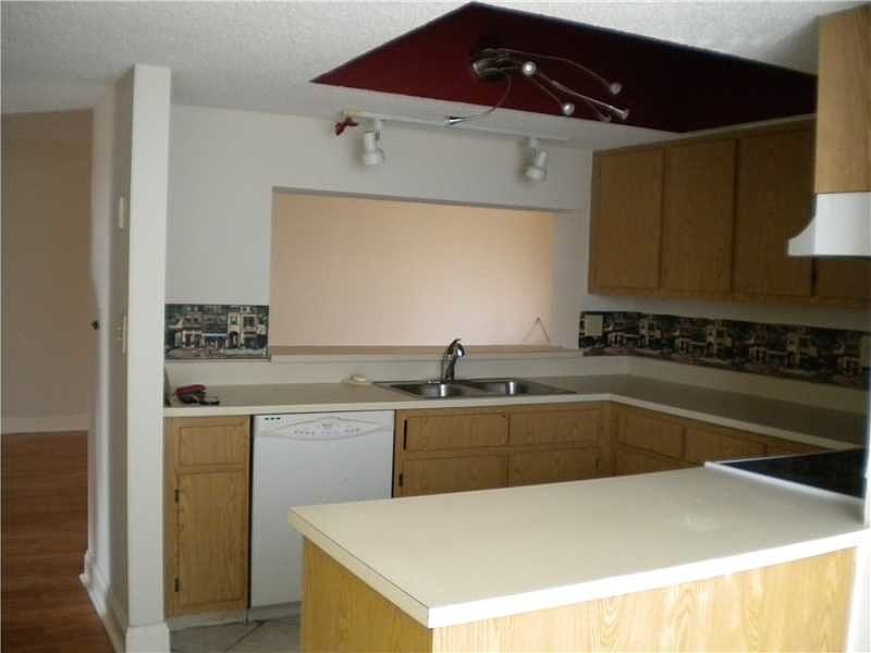1st image of 1920 Sabal Palm Dr APT 306