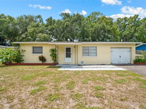 2934 Webley Dr, Largo, FL 33771