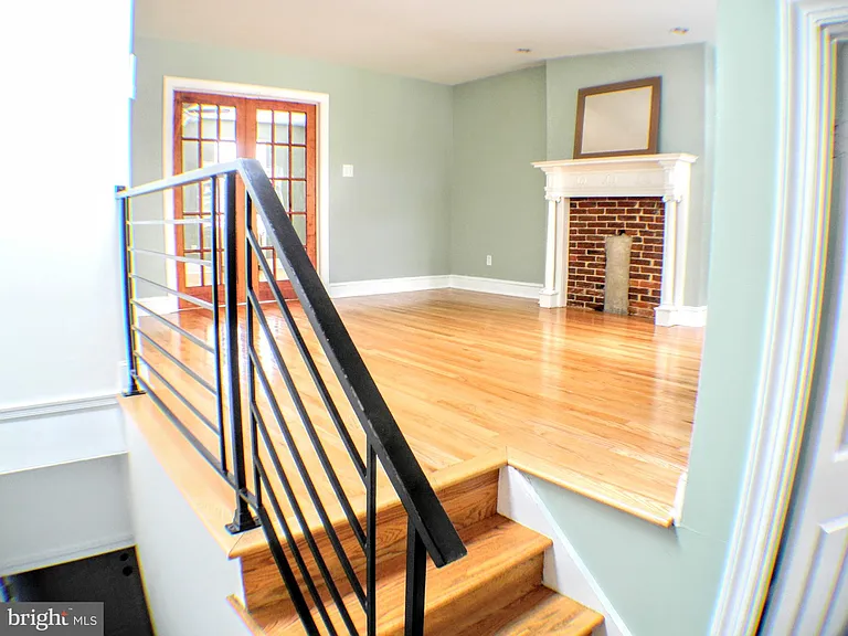 739 N 17th St #3 — Photo 6