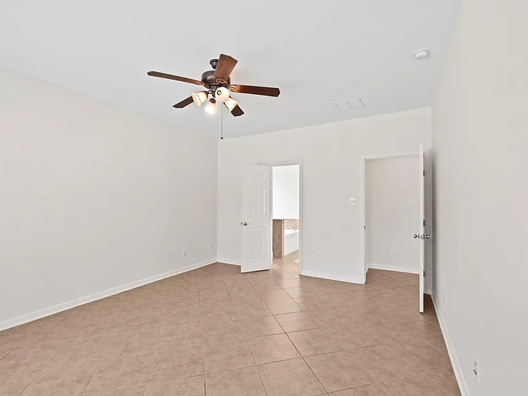 25210 Doves Gate Ct — Photo 20