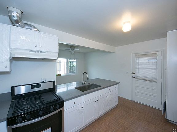 4th image of 15929 S Denker Ave APT C