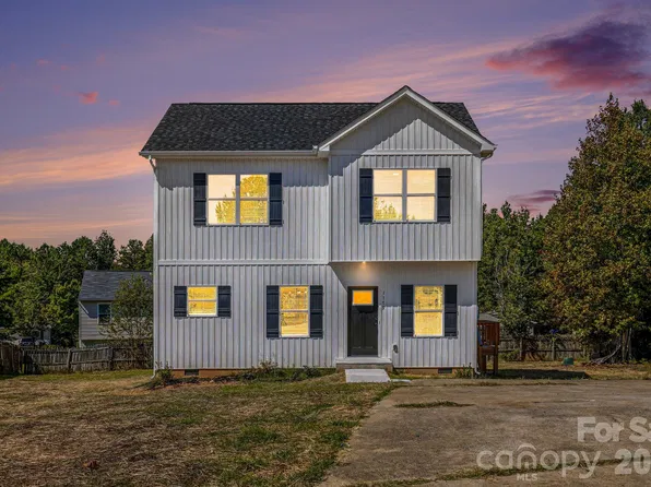1179 Lauren Marie Ct, Gastonia, NC 28052