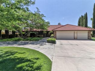 17535 Buckthorn Ave, Hesperia, CA 92345